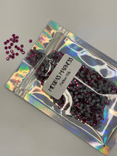 Load image into Gallery viewer, Hotfix Rhinestones - Fushia