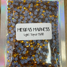 Load image into Gallery viewer, Hotfix Rhinestones - Light Topaz