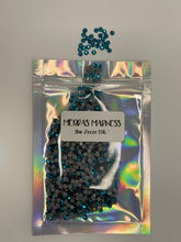 Load image into Gallery viewer, Hotfix Rhinestones - Blue Zircon
