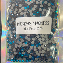 Load image into Gallery viewer, Hotfix Rhinestones - Blue Zircon